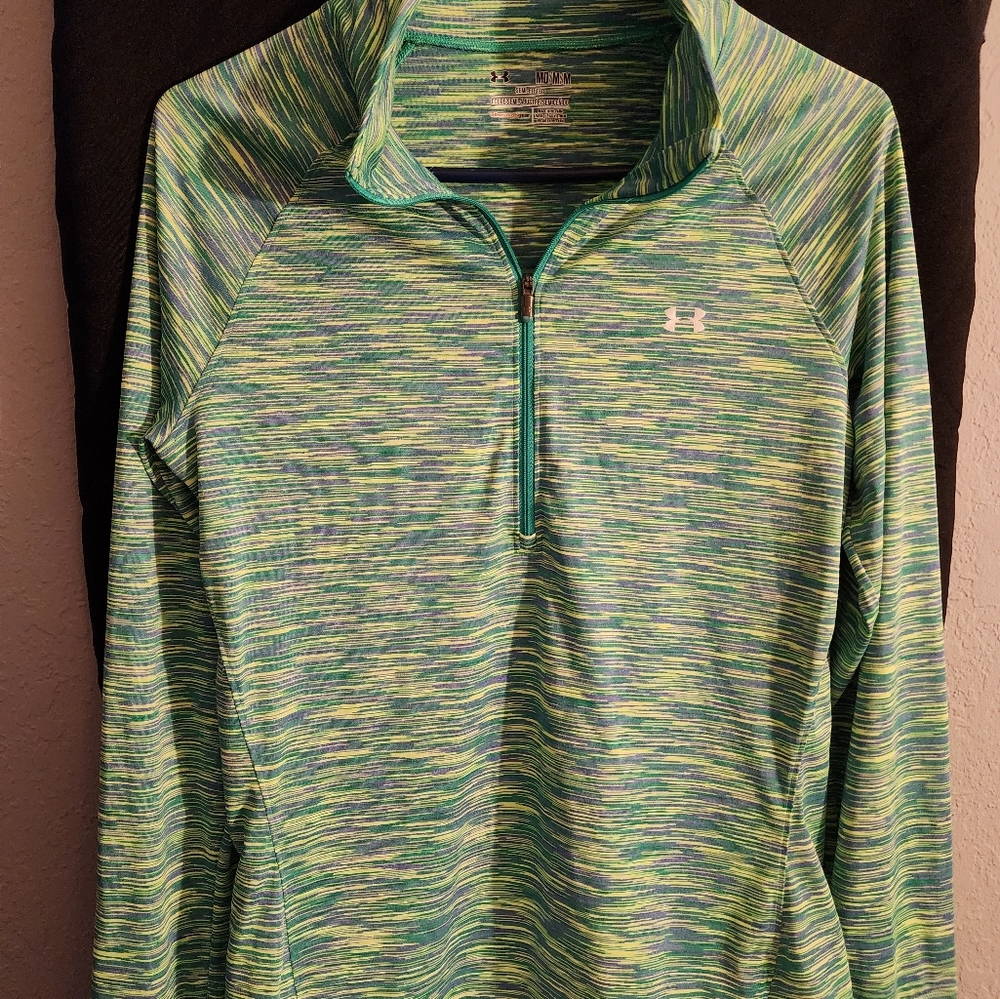 Under Armour semi-fitted women's size M shirt